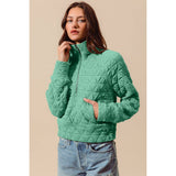 TRIANGLE QUILTED ZIP UP NECK TOP WITH POCKET