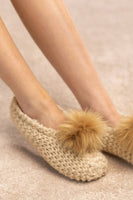 Knitted Slippers with Pom Pom: BLUSH / S/M