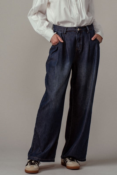 Relaxed Pleated Wide-leg Denim Trousers