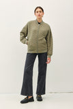COMFY WAVE QUILTED BOMBER JACKET