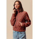 TRIANGLE QUILTED ZIP UP NECK TOP WITH POCKET