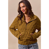 TRIANGLE QUILTED ZIP UP NECK TOP WITH POCKET