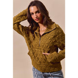 TRIANGLE QUILTED ZIP UP NECK TOP WITH POCKET