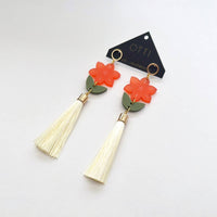 Botanical-Inspired Lightweight Acrylic Earring: Daffodil