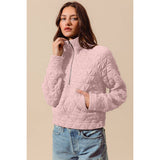 TRIANGLE QUILTED ZIP UP NECK TOP WITH POCKET
