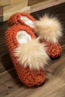 Knitted Slippers with Pom Pom: BLUSH / S/M
