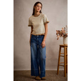 MID RISE FLARE PIN TUCK  BOTTOM DENIM JEANS WITH FRONT PATCH