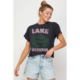 LAKE WEEKEND VINTAGE GRAPHIC CROP TOP