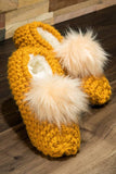 Knitted Slippers with Pom Pom: BLUSH / S/M