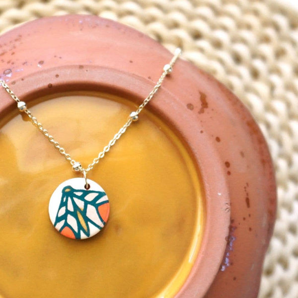 Charm Necklace Pink Moth - Wholesale