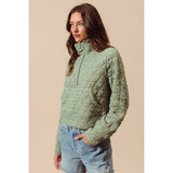 TRIANGLE QUILTED ZIP UP NECK TOP WITH POCKET