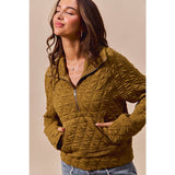 TRIANGLE QUILTED ZIP UP NECK TOP WITH POCKET