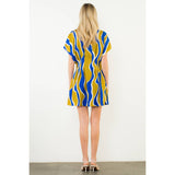 Short Sleeve Wavy Striped Pattern Dress