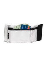 80620: 80's Wrist Wallet | Reflective Silver