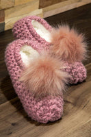 Knitted Slippers with Pom Pom: BLUSH / S/M