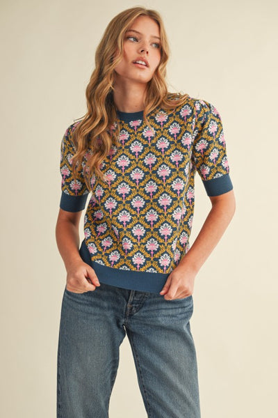 Floral Pattern Short Sleeve Sweater