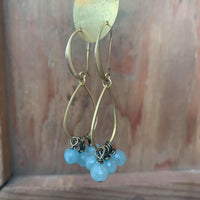 teardrop with grey blue polished stones