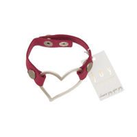 SUEDE W/SILVER HEART BRACELET
