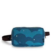 Fanny Pack, Plaka